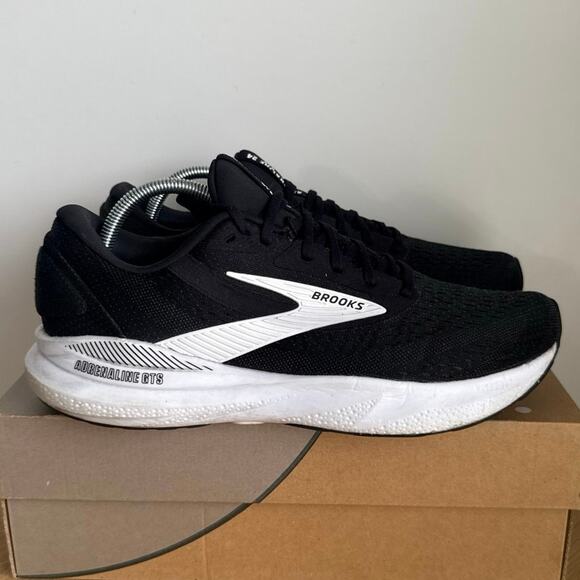 Brooks Adrenaline GTS Black/White Men Running Sneakers- 10.5 main image 11